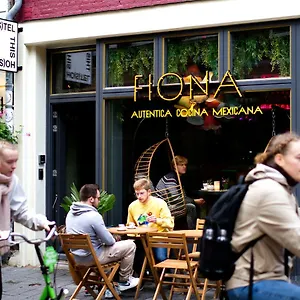 This HoTel Hostel
