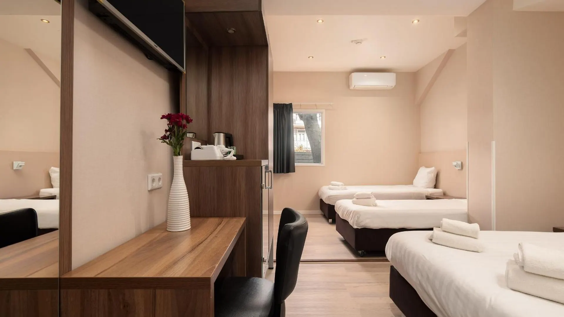 ***  Hotel Victorie Amsterdam Netherlands