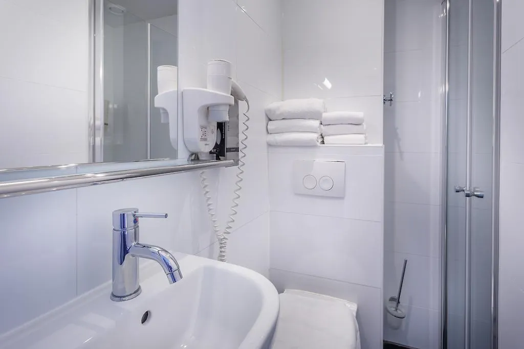 Hotel Victorie Amsterdam Netherlands